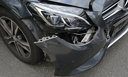 Ampel-Crash in L.A.: Mercedes-Fahrer hatte zu tief ins Glas geschaut
