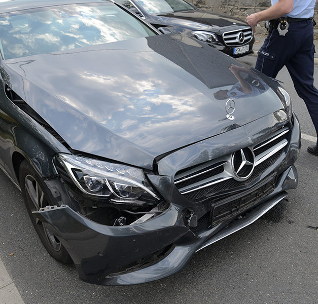 L.A. – B 229: Neuenrader Biker fliegt vor roter Ampel durch die Luft