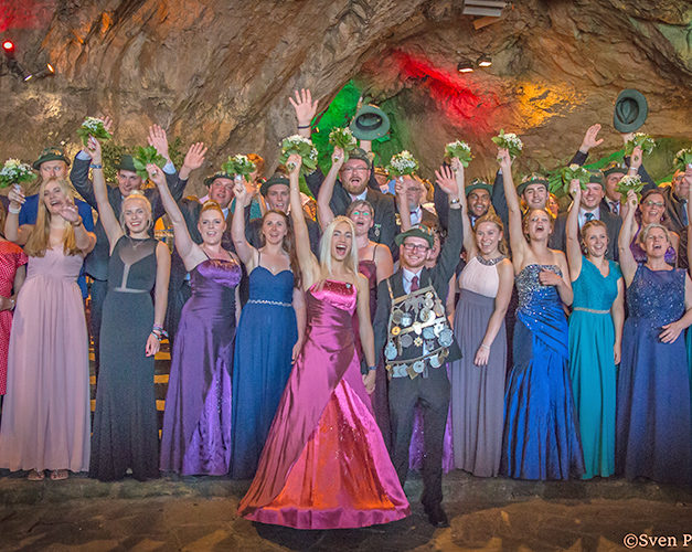 Musik-Profis in Uniform spielen zugunsten der Balver Höhle