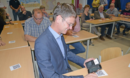 Realschule Balve treibt Digitalisierung voran – Tablets für alle 7.-Klässler