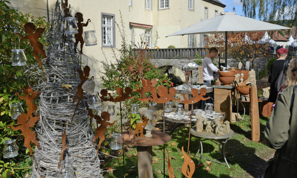 HÖNNE-ZEITUNG verlost 40 Freikarten für Herbstliche Landpartie in Wocklum