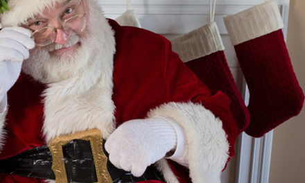 St. Nikolaus geht durch Beckum und besucht anschließend die Kinder