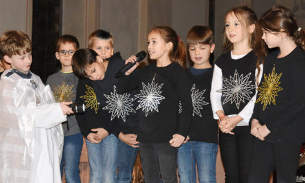 Grundschule Garbeck begeistert Jung und Alt mit wunderschöner „Sternstunde“