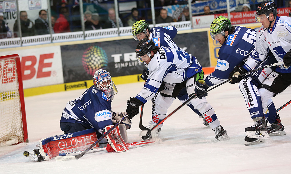Roosters kassieren Heimschlappe gegen Straubing Tigers