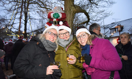 Schwungvolles Finale des sehr schönen Garbecker Weihnachtsmarktes in bunten Bildern