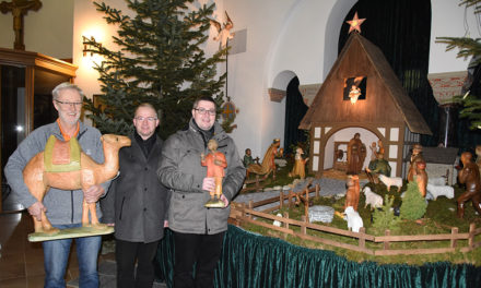 5.000 Euro in Krippe investiert – St. Blasius Balve dankt Spendern