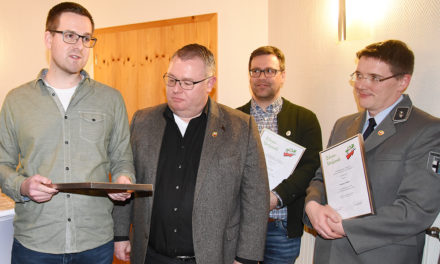 Volksmusikerbund NRW: Hohe Auszeichnung für die Musiker Scholz, Müller und Luig