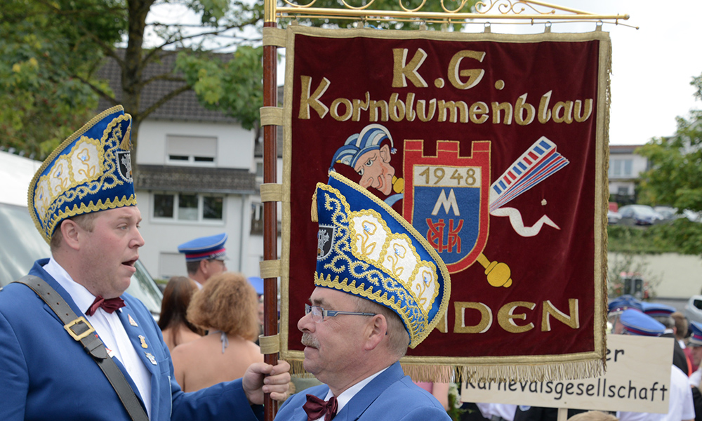 Eisborner Schützen lassen in der Karnevalsnacht die Puppen tanzen