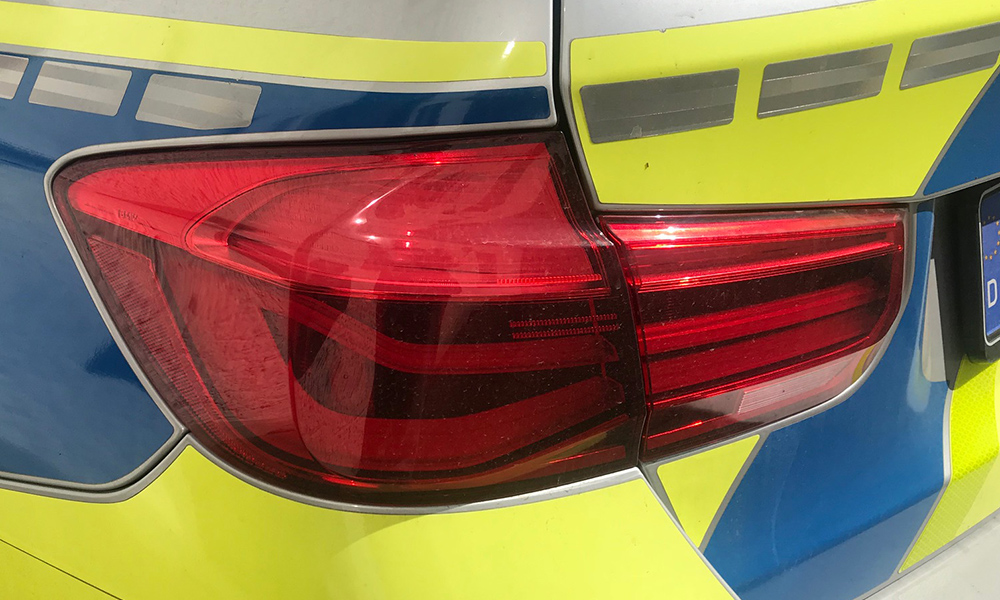 Zwei Pkw-Fahrer bei Verkehrsunfall schwer verletzt