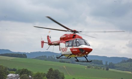 Reiterin aus Balve sehr schwer verletzt – Rinder versetzen Pferde in Panik – Hubschrauber im Einsatz