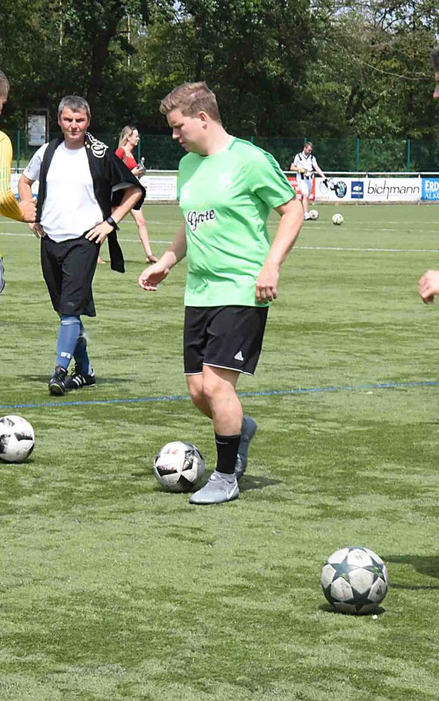 Überraschende Spielabsage: FC Lennestadt lässt Test in L.A. platzen