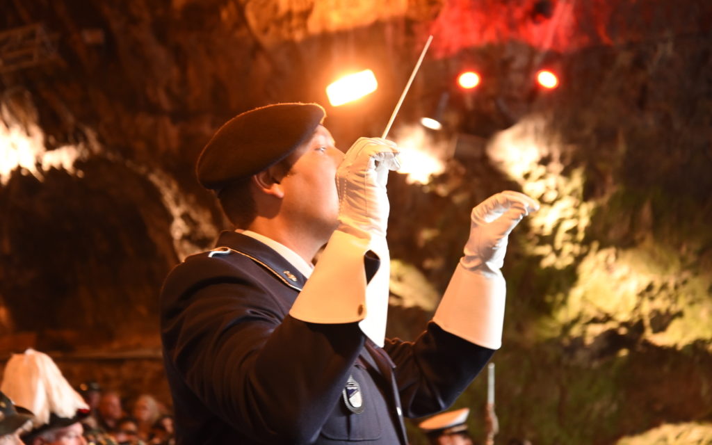 FOTOGALERIE: Ausgezeichneter Zapfenstreich rührt Schützenfestgäste zu Tränen