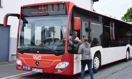 Montag droht Verkehrskollaps in Balve – Schützenfest-Bus kann Fahrplan nicht einhalten