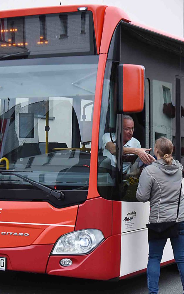 Montag droht Verkehrskollaps in Balve – Schützenfest-Bus kann Fahrplan nicht einhalten