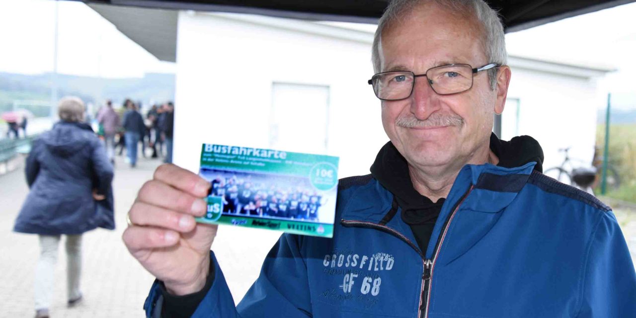 Busfahrkarten für Spiel auf Schalke im Verkauf – Kinder in Liste eintragen
