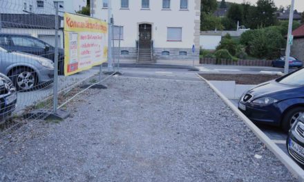 100.000-Euro-Maßnahme: Behinderungen beim Bau vom „Platz an der Hönne“