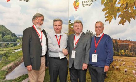 Aloys Steppuhn Ehrenpräsident der Europäischen Wandervereinigung EWV