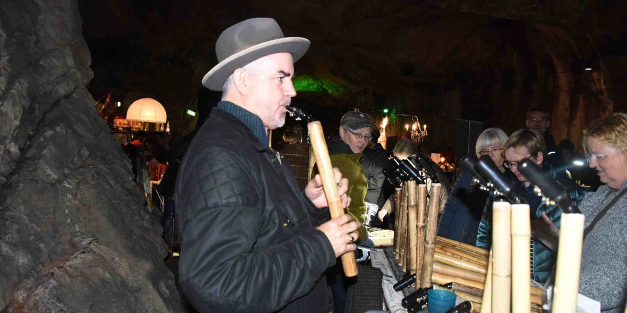 12. Balver Höhlenmarkt: Johnny Grant verzaubert Publikum mit beeindruckenden Klängen