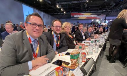 Kreis-CDUler stellen Generalsekretär Ziemiak auf Bundesparteitag sehr gutes Zeugnis aus