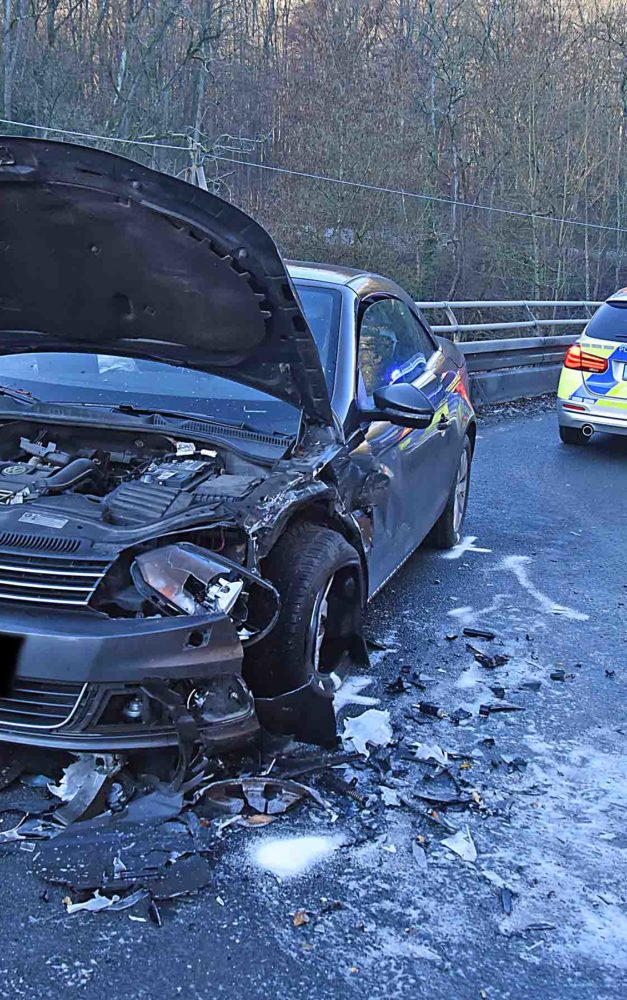 EILMELDUNG: Im Hönnetal hat es gekracht – Lange Staus