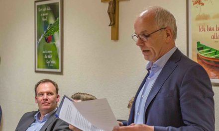 MGV Garbeck muss sich neuen Chorleiter suchen – Heinz Vedder jetzt Ehrenmitglied