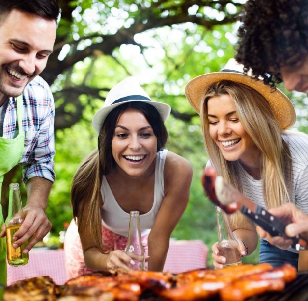 In Grillsaison steigt das Risiko: AOK warnt vor Magen-Darm-Infektionen