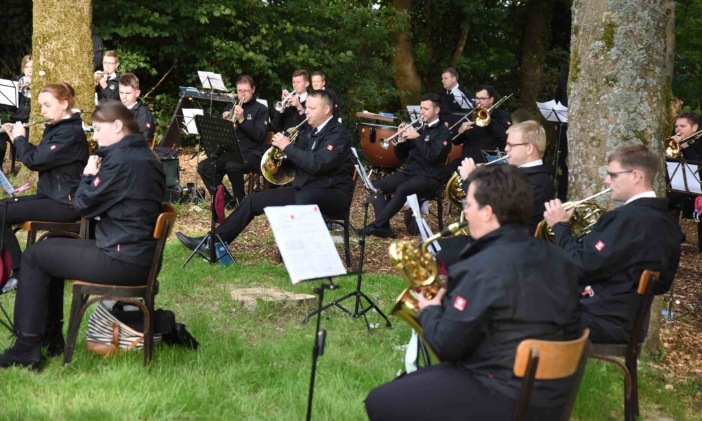 Musikverein „Amicitia“ Garbeck sorgt in Schützenmesse für Gänsehaut