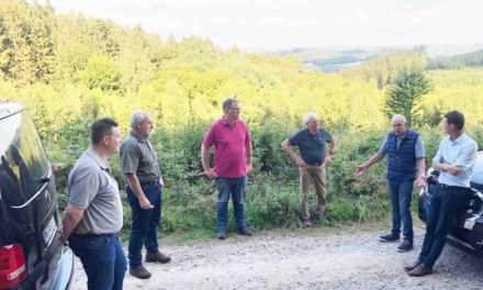 CDU informiert sich bei Bernward Lösse über Zustand des Waldes