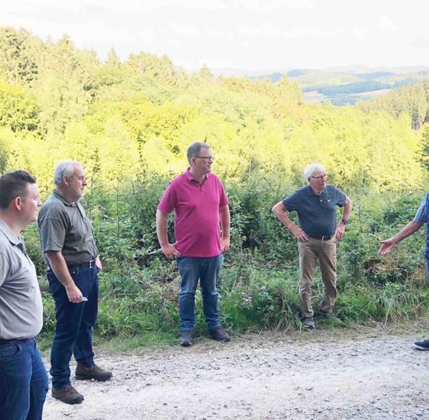 CDU informiert sich bei Bernward Lösse über Zustand des Waldes