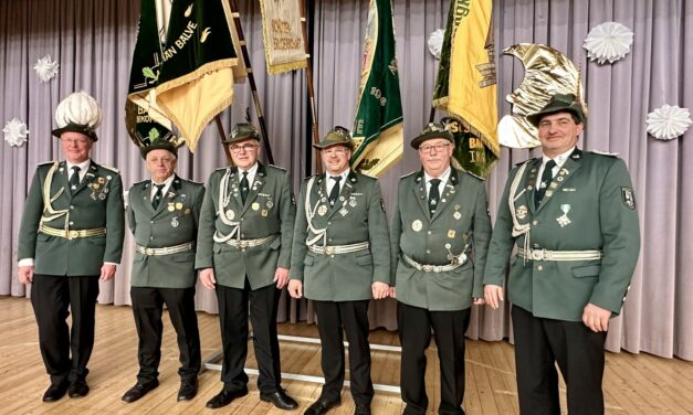 St.-Sebastian-Schützen haben fünf neue Ehrenmitglieder