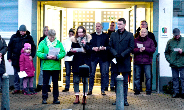 Balver tanzen im Regen für den Frieden