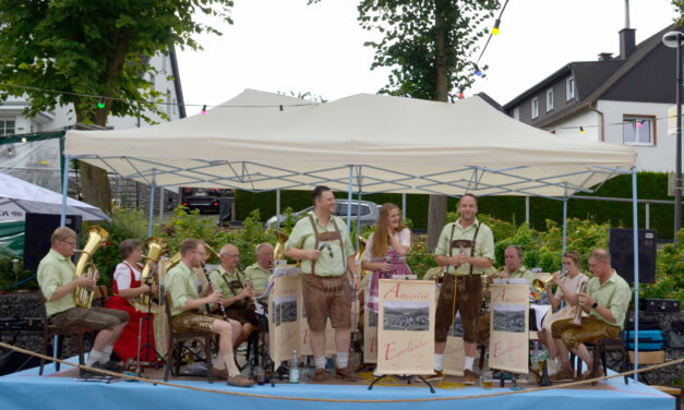 Burgfrieden im Biergarten