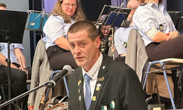 Markus Niehoff legt positiven Kassenbericht vor