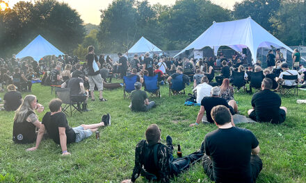 Gemütlicher Opening-Festivaltag mit Freibier des Veranstalters