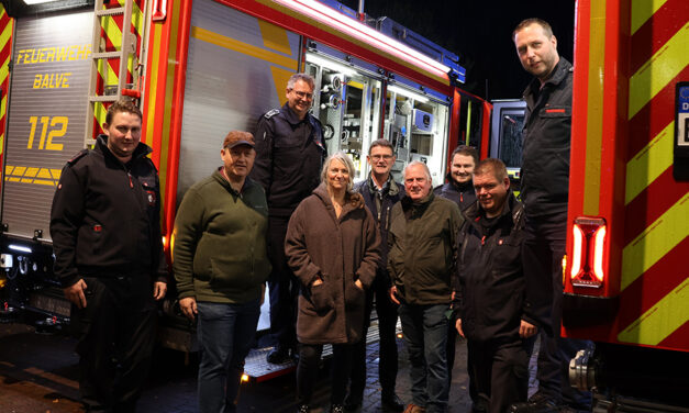 Zwei neue Feuerwehrfahrzeuge für Löschgruppe Hönnetal