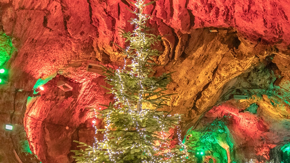 Ökumenischer Familiengottesdienst in der Höhle