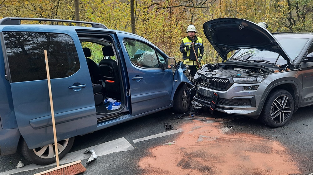 B515 nach Unfall am Morgen gesperrt