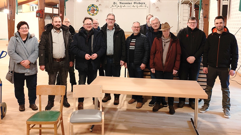 Neuer Glanz für die Schützenhalle in Eisborn