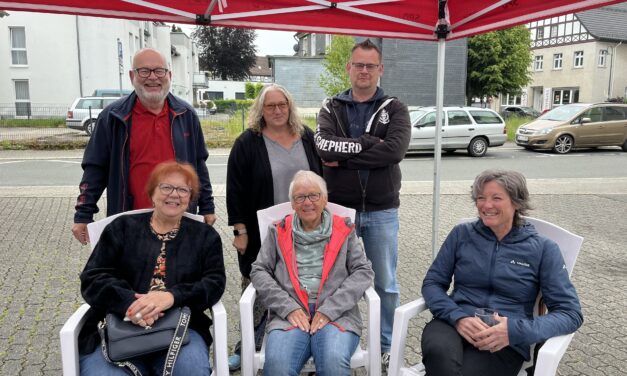 Der SPD-Ortsverein traf sich zum Himmelfahrtsgrillen