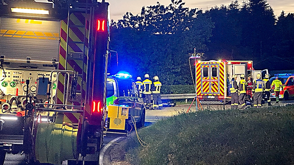 Motorradfahrer nach Unfall nicht ansprechbar
