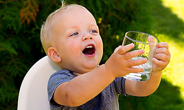 Kleinkinder und Säuglinge vertragen keine heiße Temperaturen