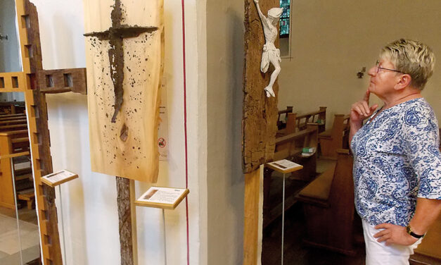 Ausstellung in der  katholischen Kirche