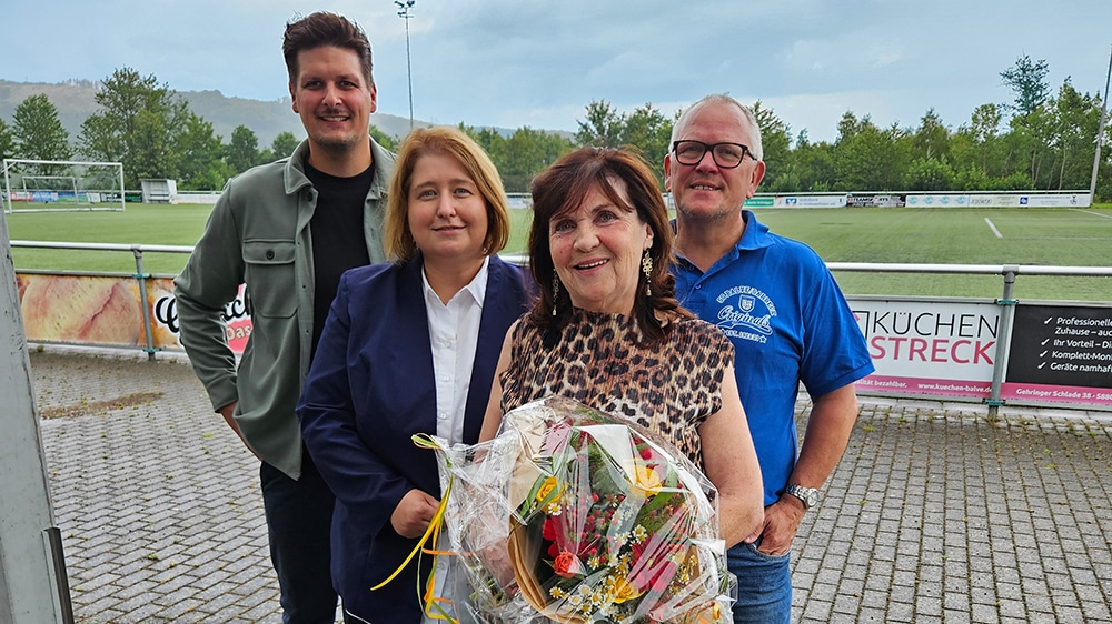 „Blumenstrauß des Monats“ geht an Christa „Kiki“ Knoop