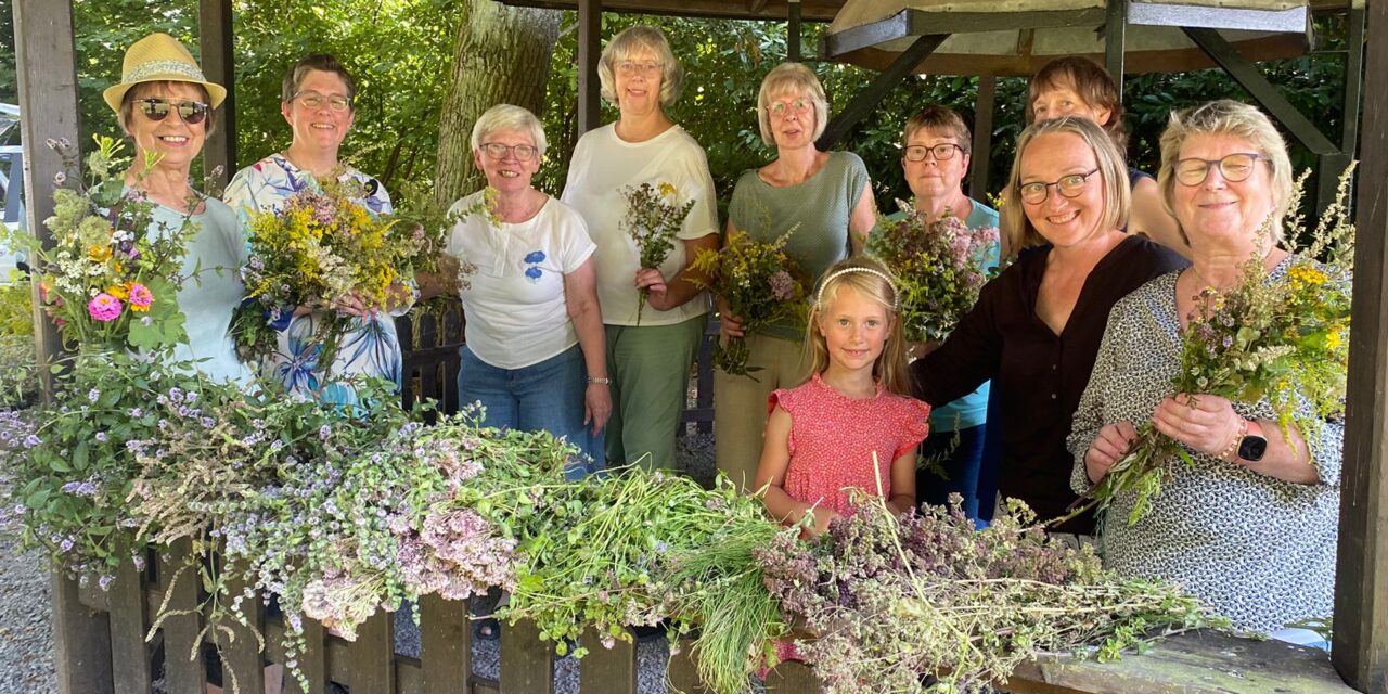 Traditionelles Krautpacken der kfd Balve 