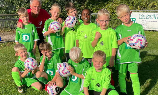 Fairtrade-Bälle für die Spielgemeinschaft