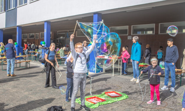 Balver Realschule feierte ihr 60-jähriges Bestehen mit einem großen Fest