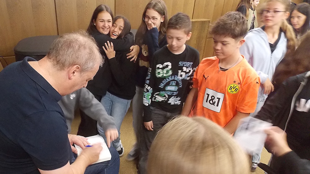 Erst Leseprojekt – dann Autogramm vom Autor