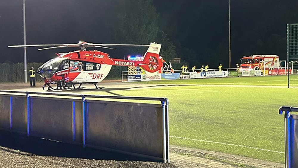 Medizinischer Notfall am Sportplatz Krumpaul