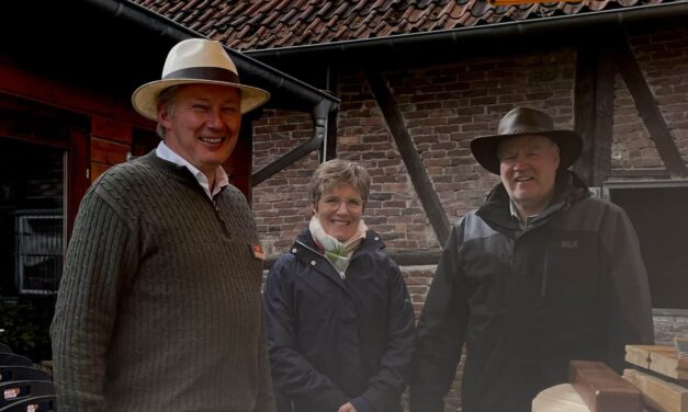 Herbstliche Landpartie rund um Schloss Wocklum – Stimmungsvoll trotz Regenwetter