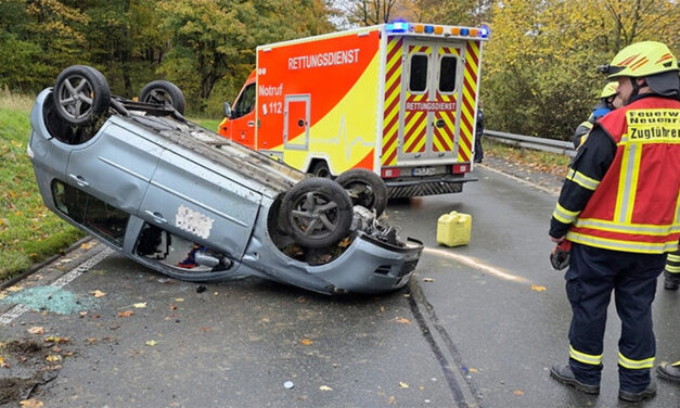 Fahrzeug kam von der Fahrbahn ab